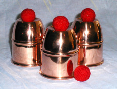 Cubiletes de cobre (set de 3 + bolas)